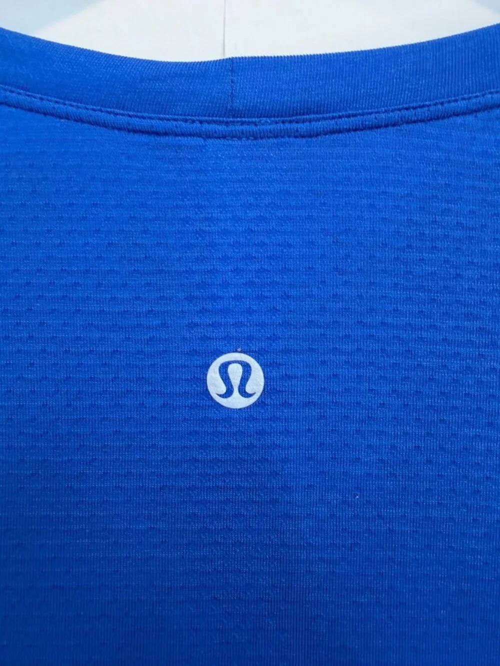 Lululemon Women's Swiftly Tech Long Sleeve Top Waist Length Royal Blue Size 14